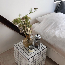 Load image into Gallery viewer, Cube - White