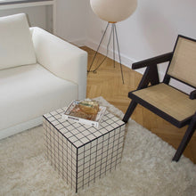 Load image into Gallery viewer, Cube - Creme