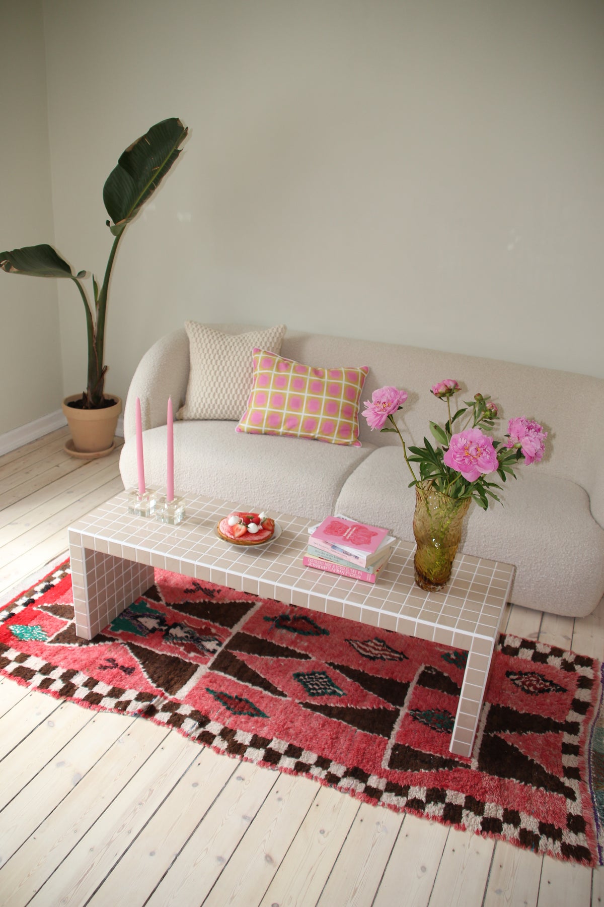Coffee table - Latte