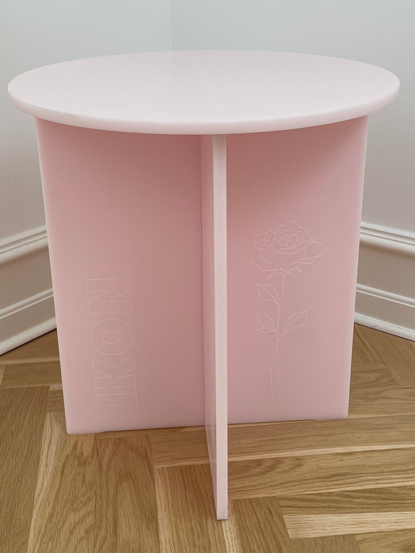 Rosebord – Lyserød
