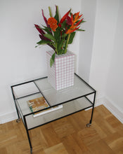 Load image into Gallery viewer, Vase - White / Pink
